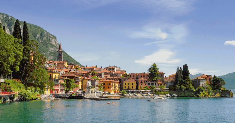 Laze around Lake Como