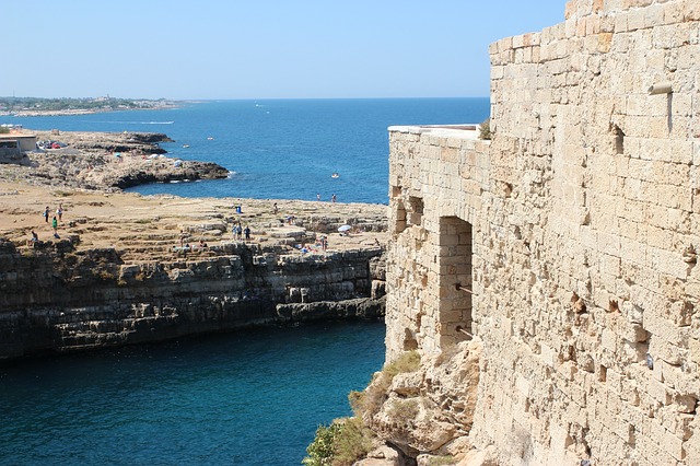 sea-polignano