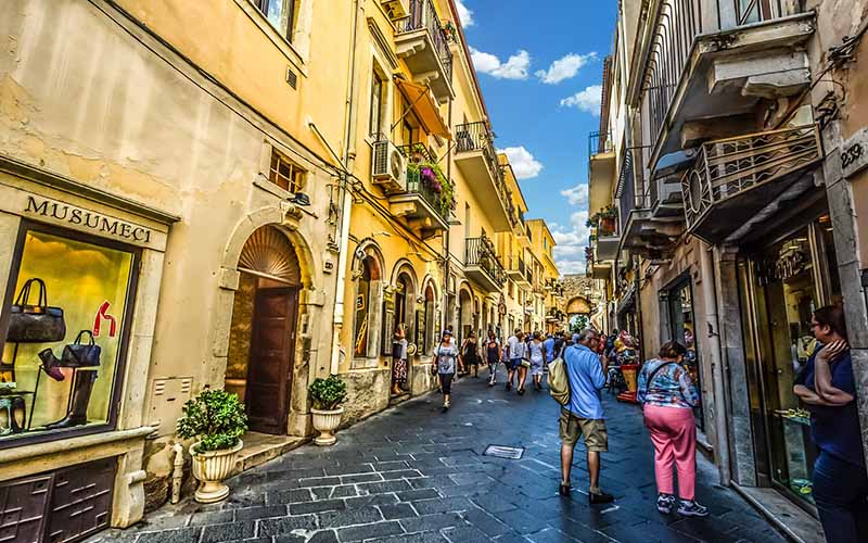 Shopping in Lecce