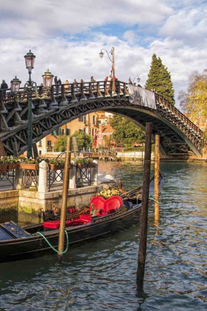 Ponte dell Accademia, Venice